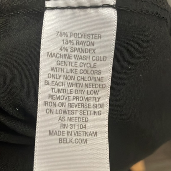 🐷Kim rogers black cardigan🐷 - Picture 5 of 5